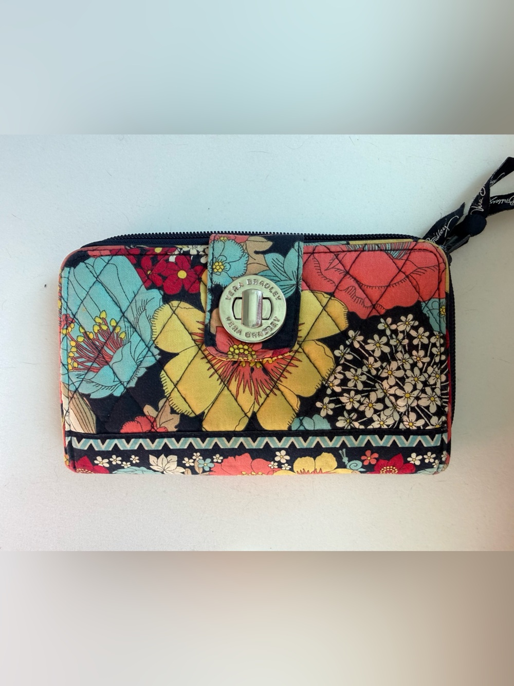 Vera Bradley Happy Snails Turnlock Credit Card  Wallet Clutch Large - Picture 1 of 16